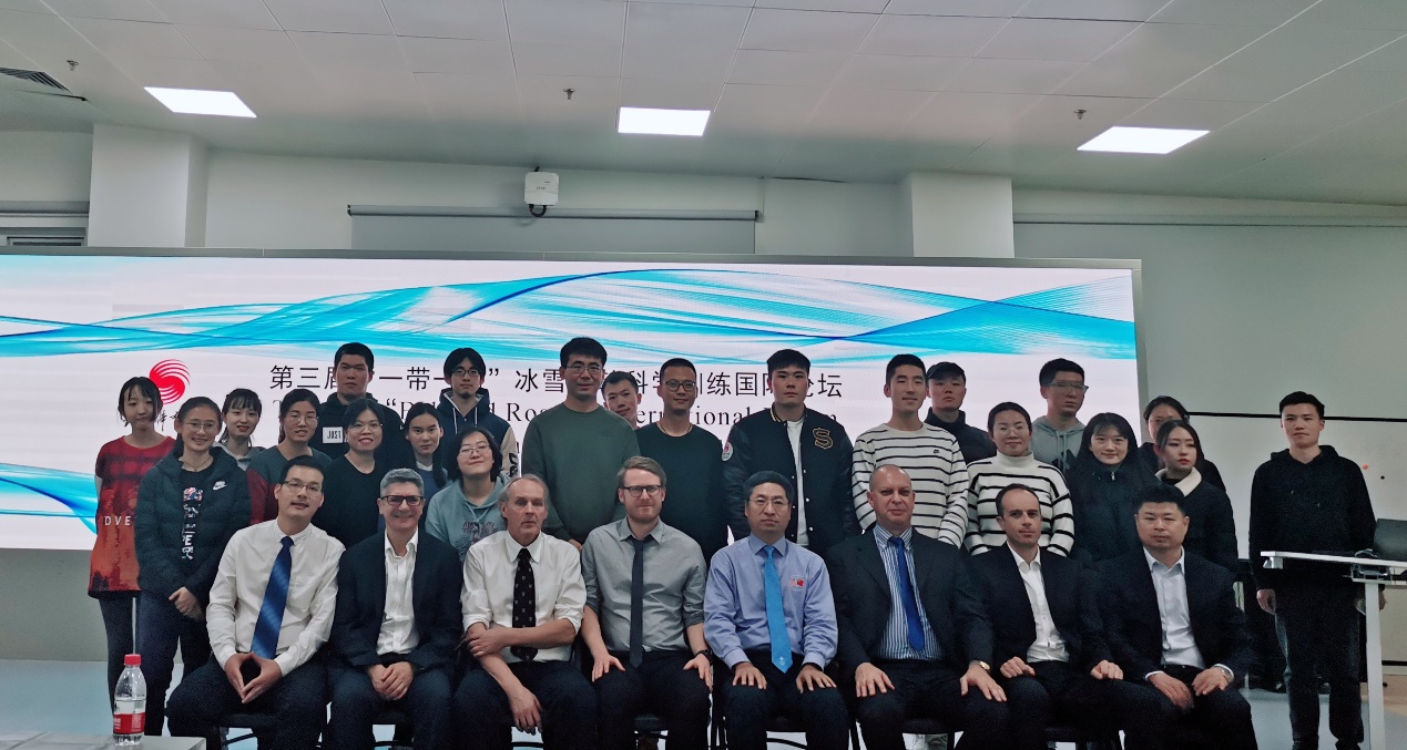 aa653395946f4846b5fa7b2423879f57