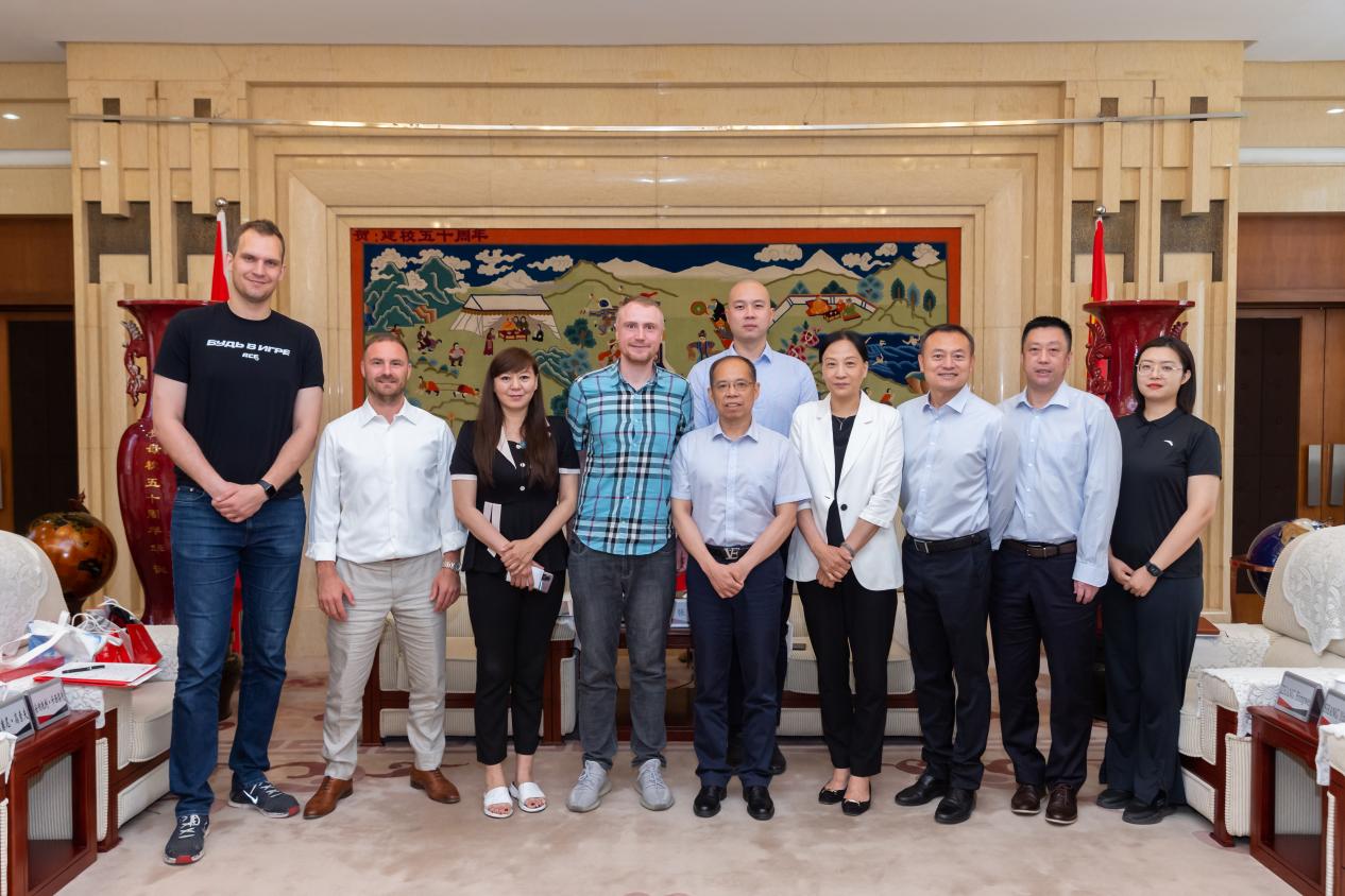 931ff3fc480f42be9611a318ac7ef674